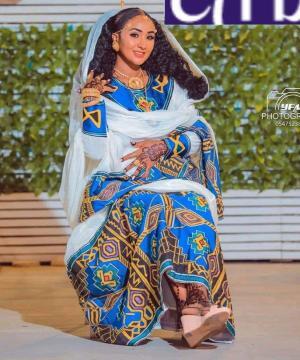 Eritrean and Ethiopian habesha traditional dress / zuriya / Kemis